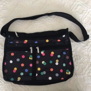 NWOT LeSportsac Deluxe Everyday Bag